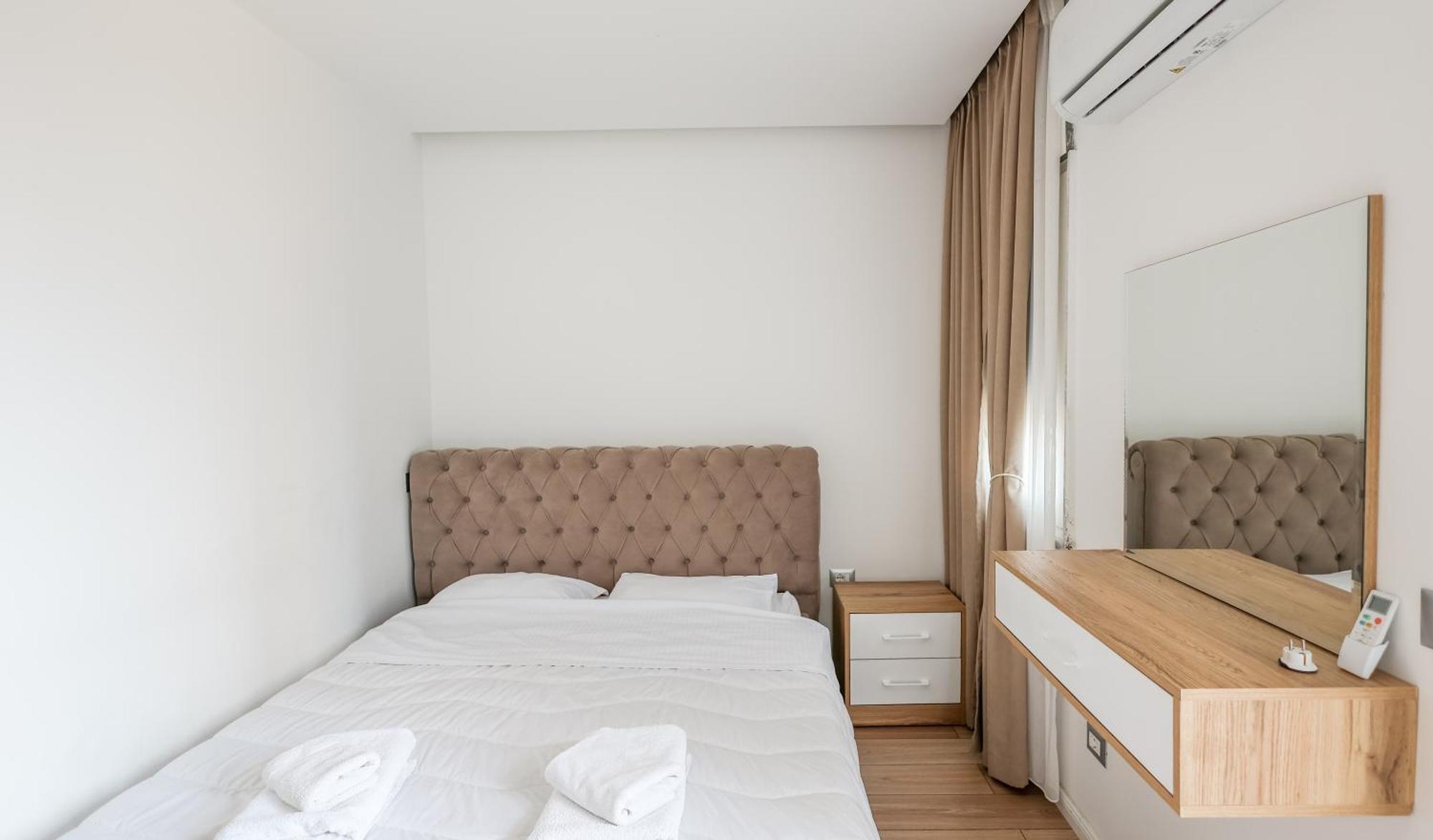 Premium Apartment In The Center 티라나 외부 사진