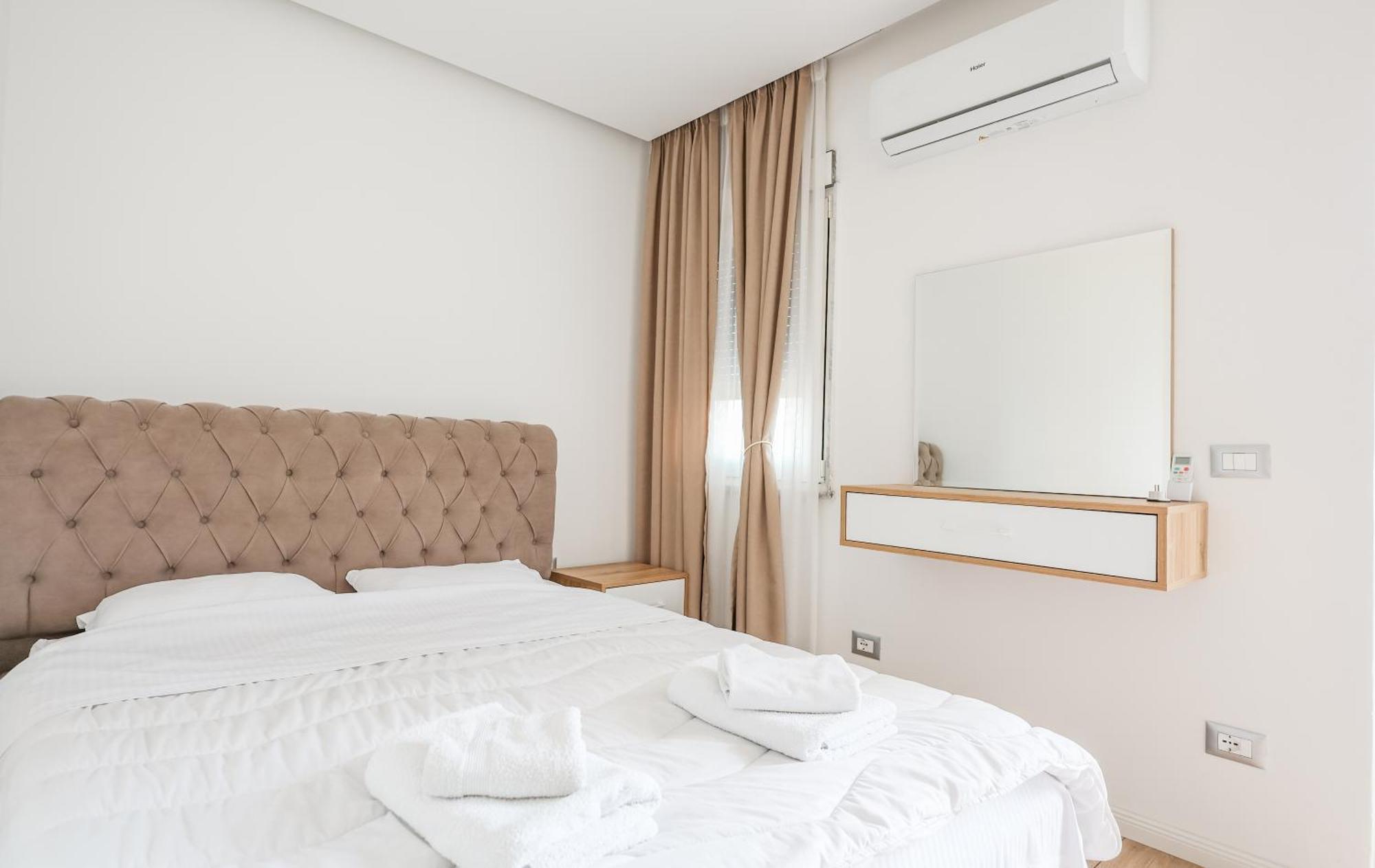 Premium Apartment In The Center 티라나 외부 사진